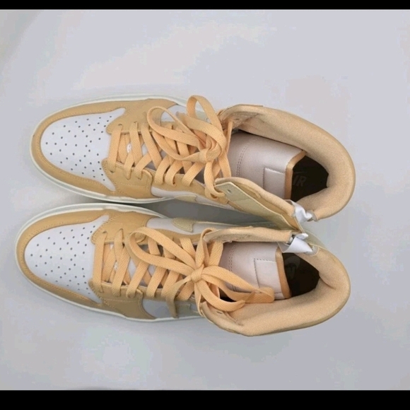 Nike Air Jordan 1 Elevate High Celestial Gold DN3253-200 Women New Size 12 - Picture 7 of 15